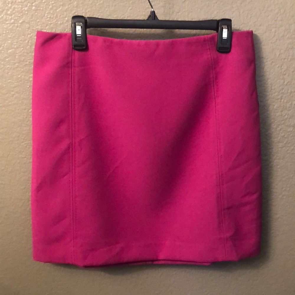 Ann Taylor LOFT Fuchsia Mini Skirt Size 12
